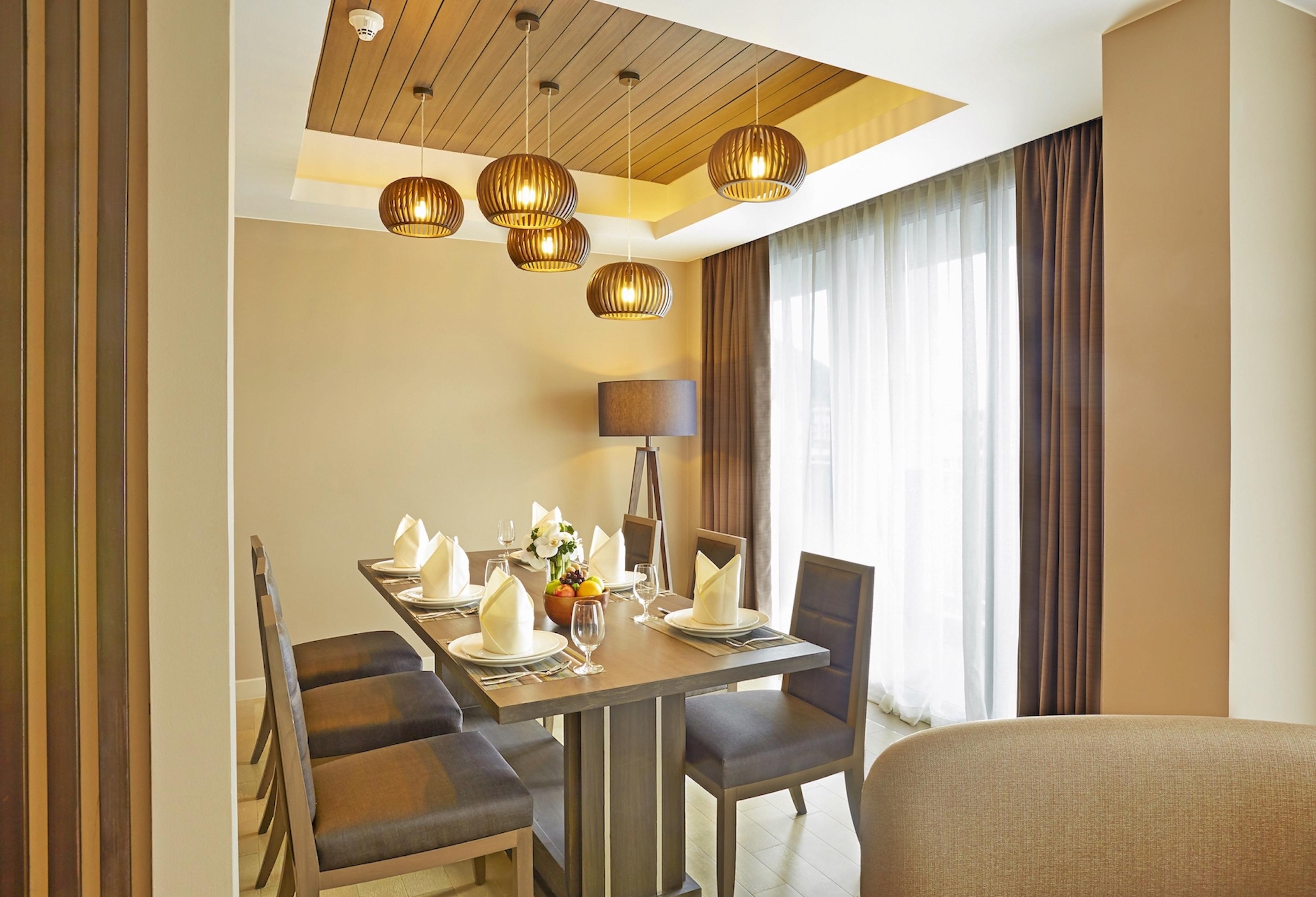 Grand Mercure Phuket Patong Екстер'єр фото A dining room