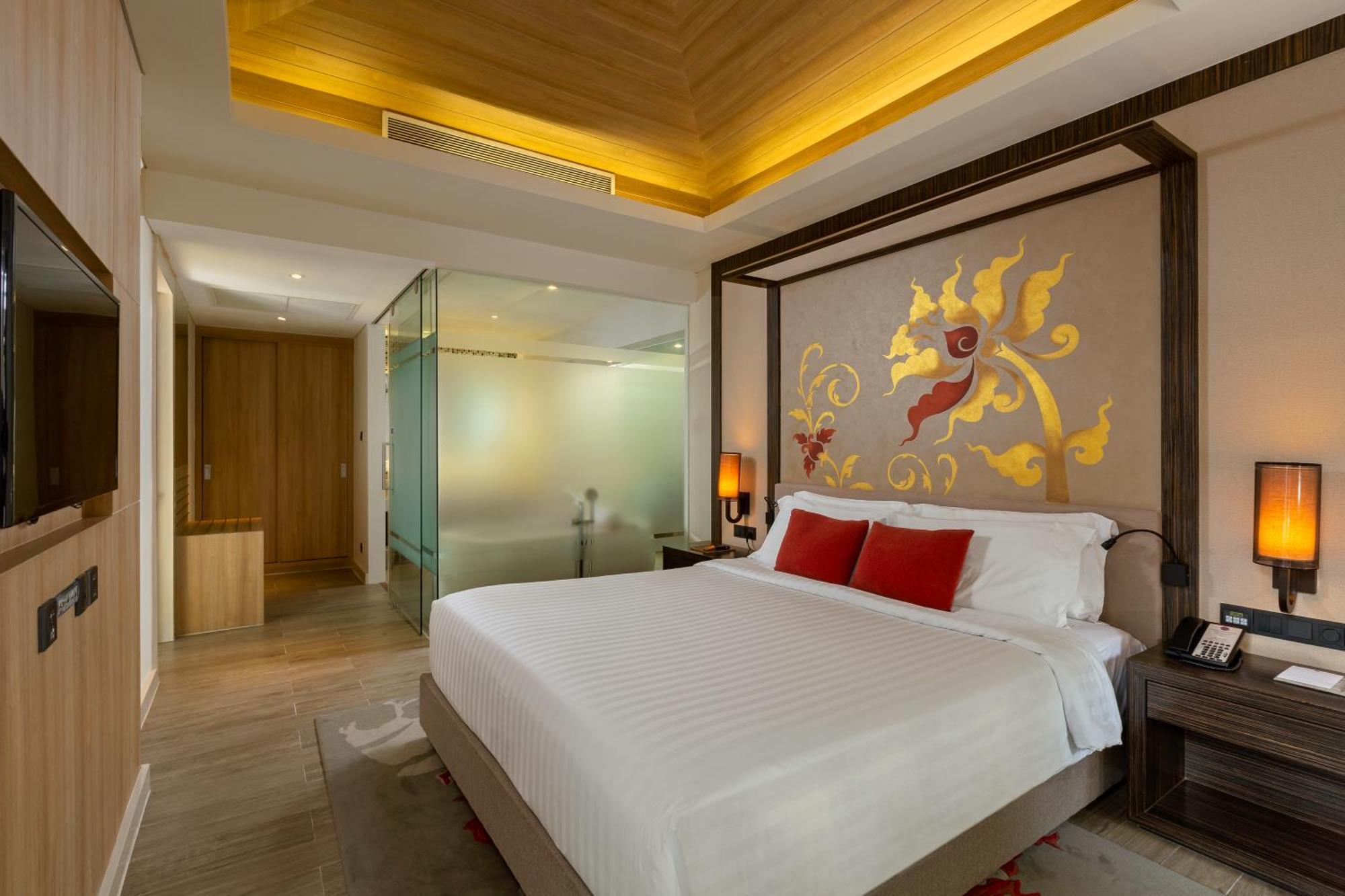 Grand Mercure Phuket Patong Екстер'єр фото Deluxe Ocean View
