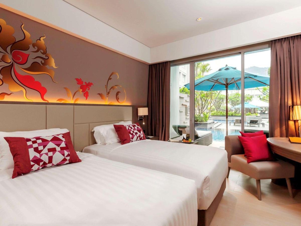 Grand Mercure Phuket Patong Екстер'єр фото Deluxe Pool Access